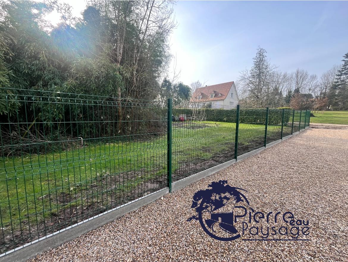 Pose de clôture rigide en Dordogne