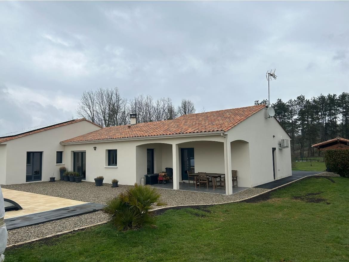 Création d'une terrasse à proximité de Tocane-Saint-Apre